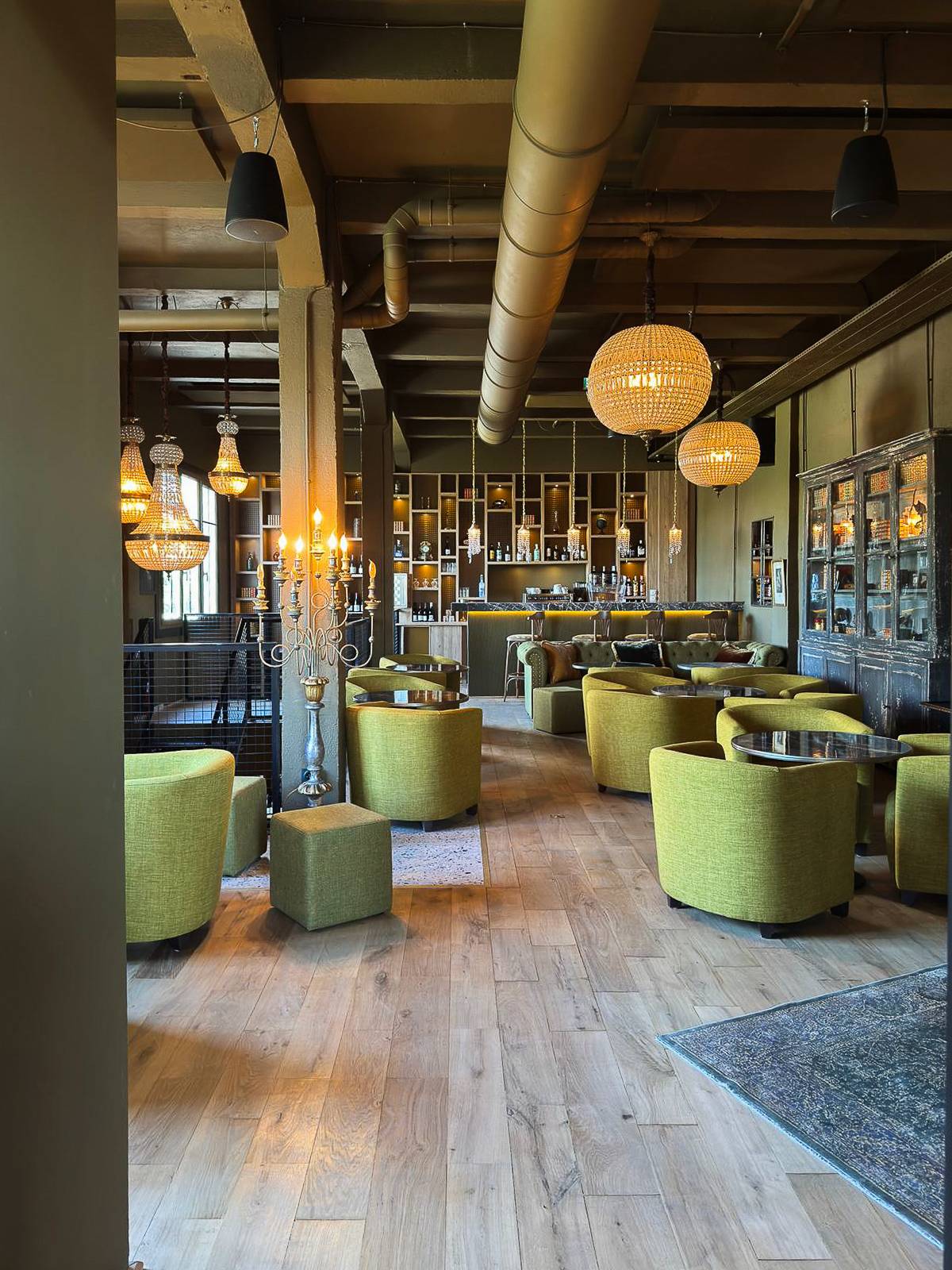 Agencement d'un bar restaurant à Marseille