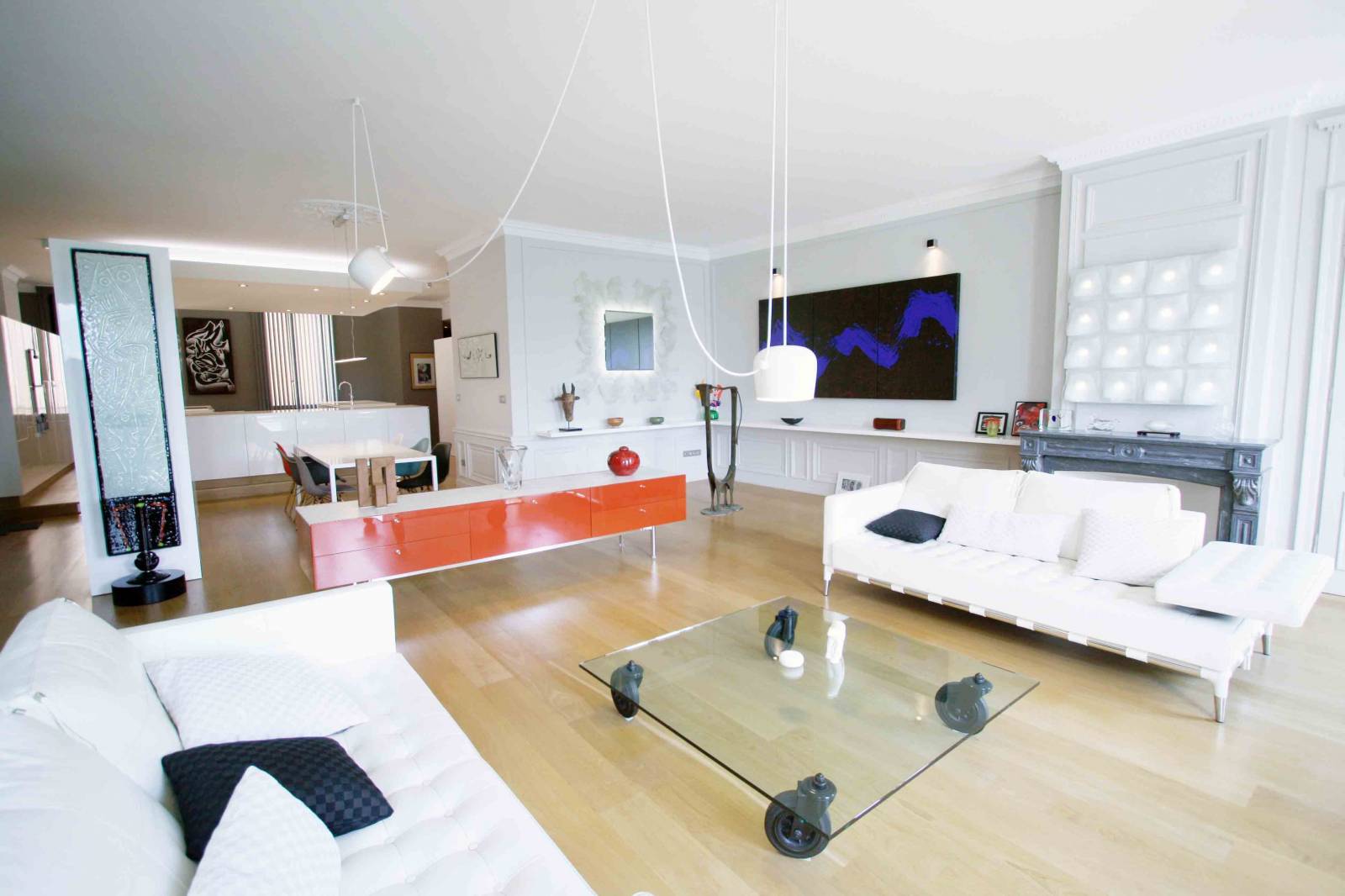 Création d'un aménagement intérieur sur mesure dans un appartement haussmannien 