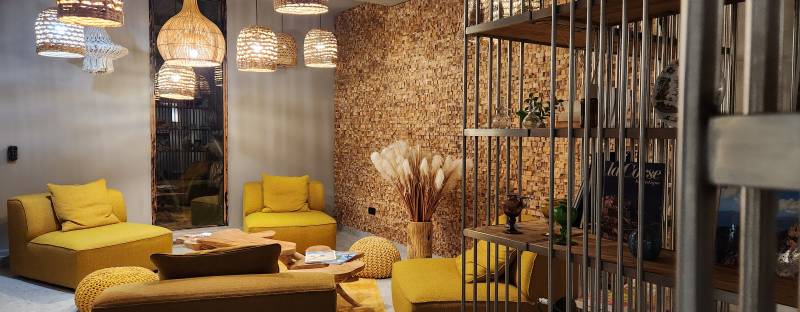 Espace de détente d'un hôtel en Corse décoré par  Stéphane MILLET