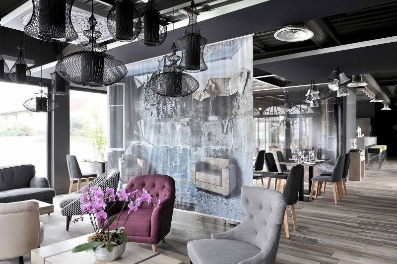 Aménagement intérieur d'un restaurant 