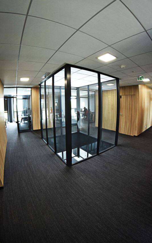 Agencement intérieur et décoration des dégagements pour bureaux 